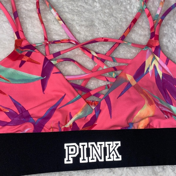 Vs Pink Ultimate Strappy Racerback Sports Bra - Picture 3 of 6